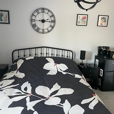 Cosy Home From Home With Private Bathroom - Free Parking 卡迪夫 外观 照片
